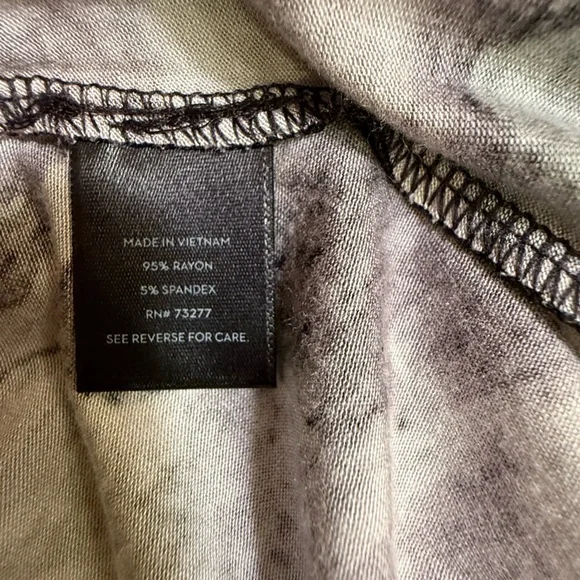 Simply Vera Vera Wang Black Floral Midi Dress - Picture 7 of 7